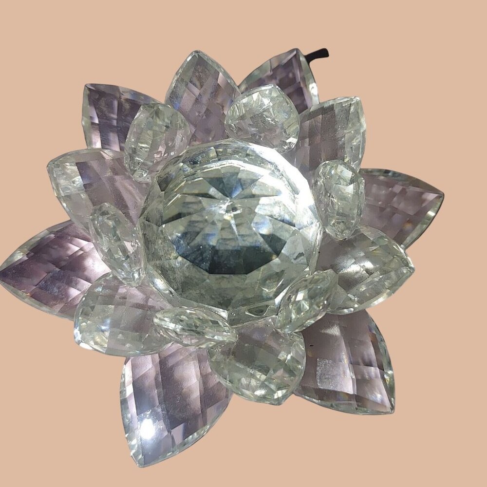 Beautiful Spinning Crystal Lotus Flower Decorative Clear Glass